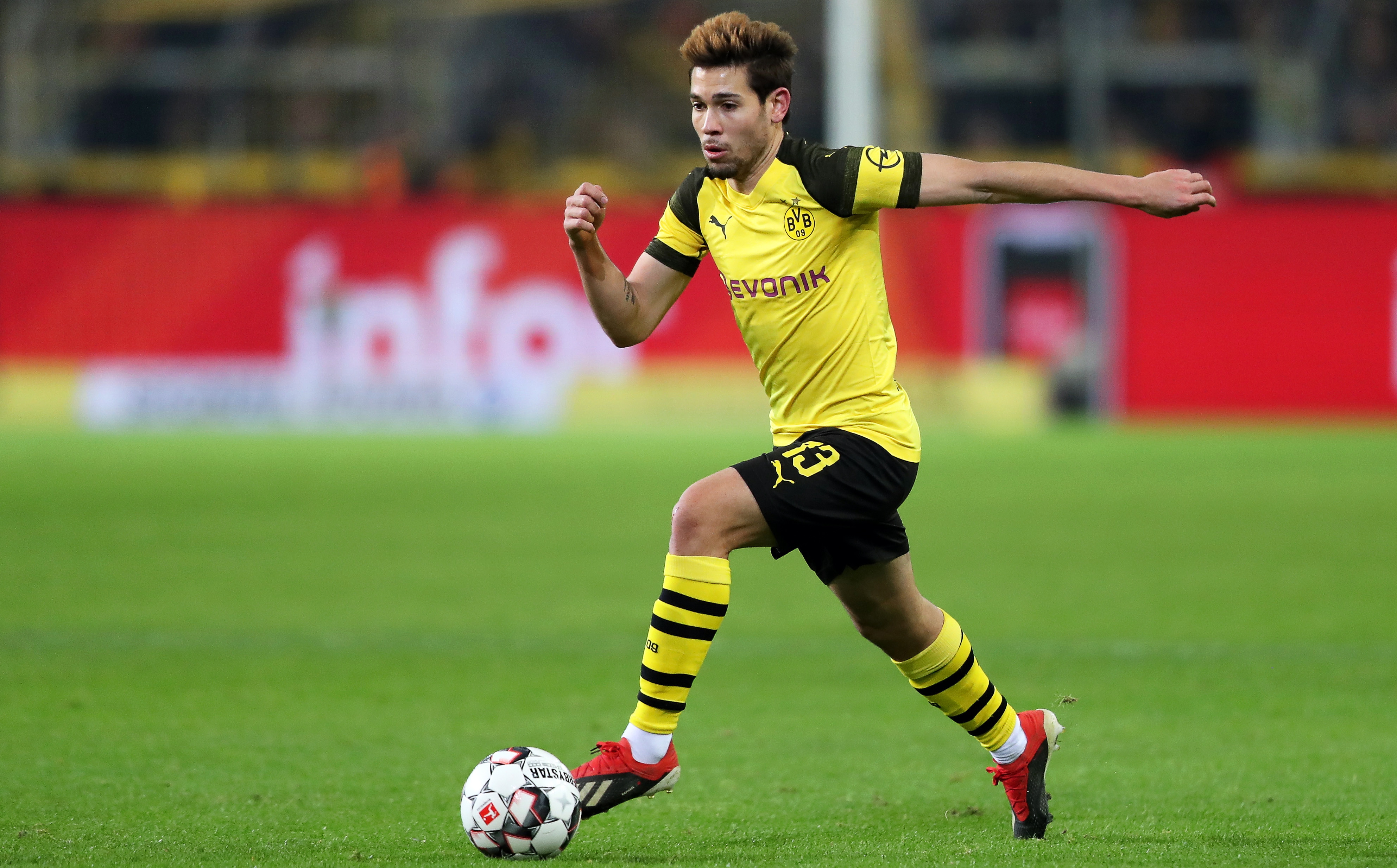 个赛季中展 个赛季中展